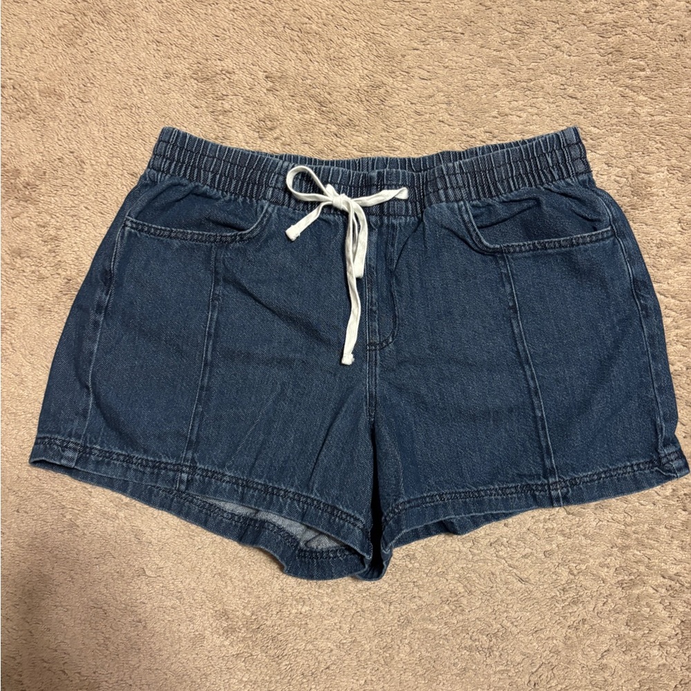 Universal Thread Women's High Rise Drawstring Denim Beach Shorts - Dark Wash